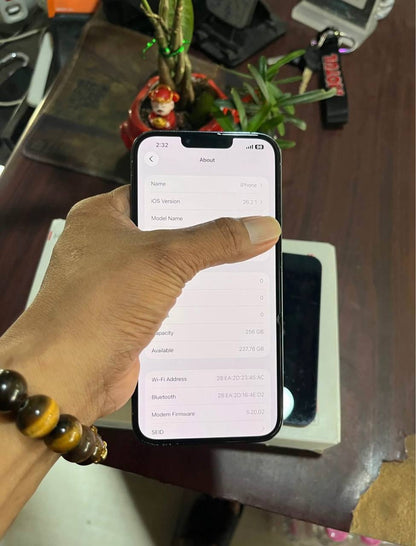 13promax 256g LLA សានុំ លក់415$ ទីតាំង ភ្នំពេញ